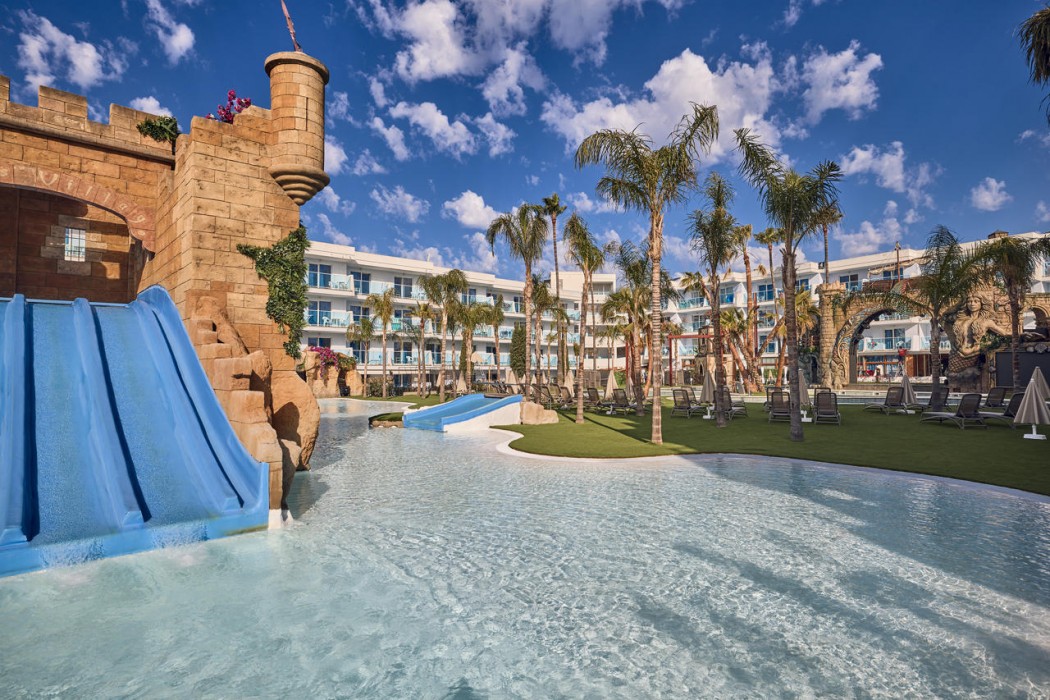 Pirates Village 20/40