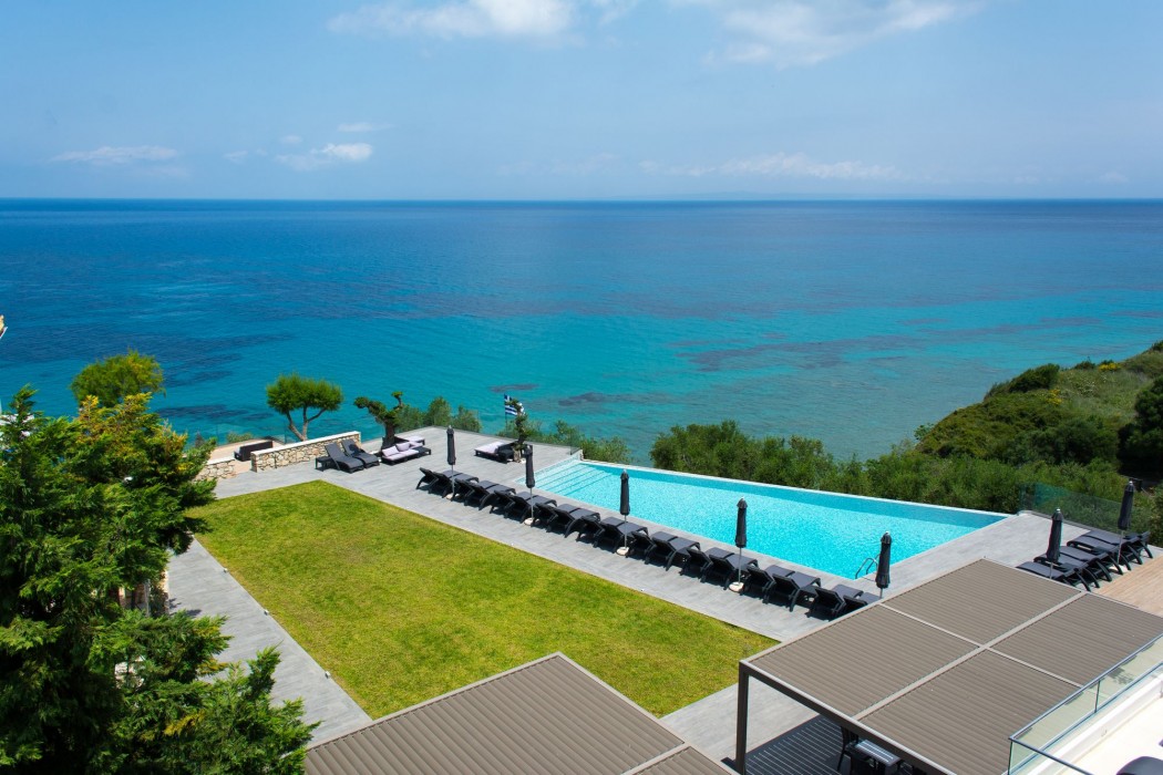 Kymothoe Elite Suites 40/97