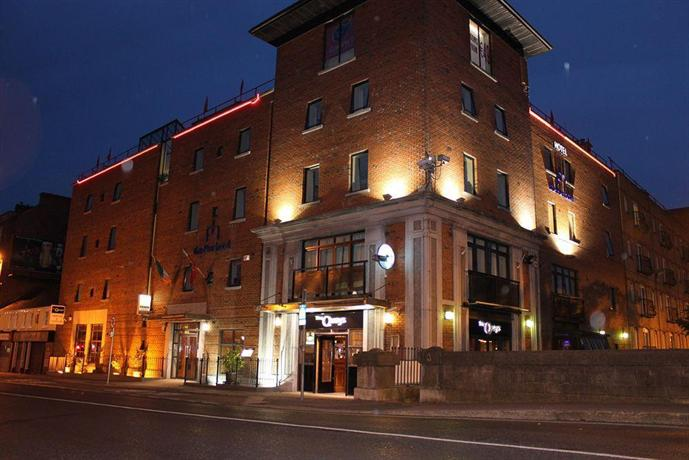 The Pier Hotel