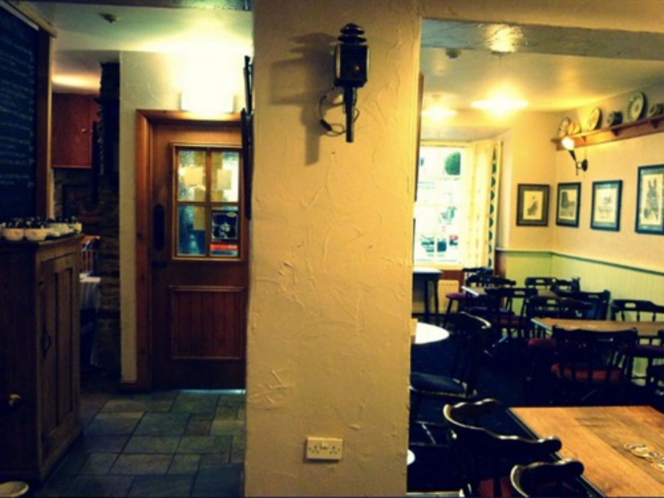 The Black Swan Hotel 35/67