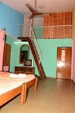 Falcon Resorts 33/70