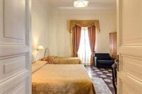 Hotel Labelle 38/91