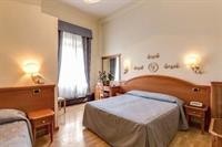 Hotel Labelle 32/91