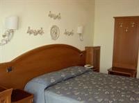 Hotel Labelle 54/91