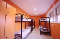 Mellow Youth Hostel 37/100