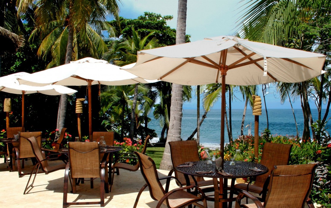 Ylang Ylang Beach Resort 44/78