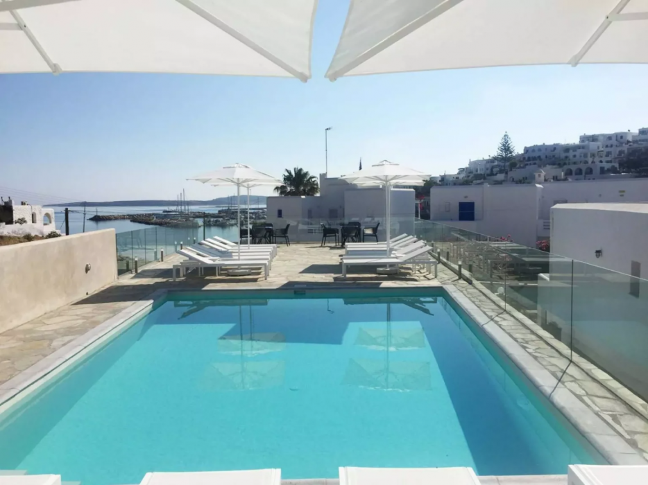 Adonis Hotel Studios & Apartments 43/67