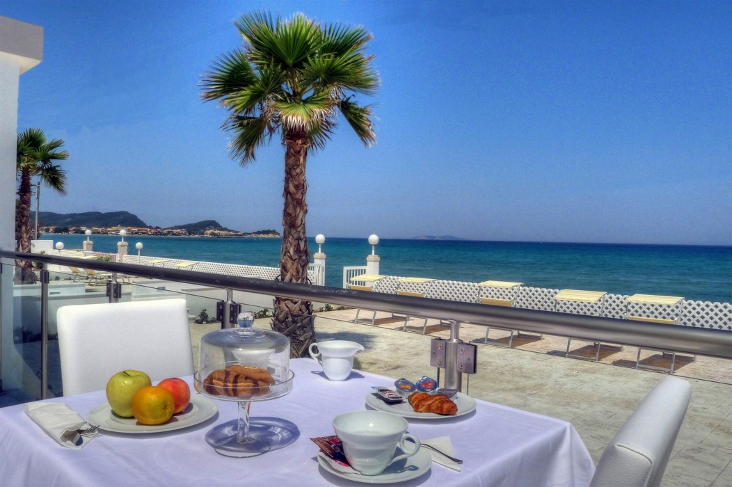 Sidari Beach Hotel 27/81
