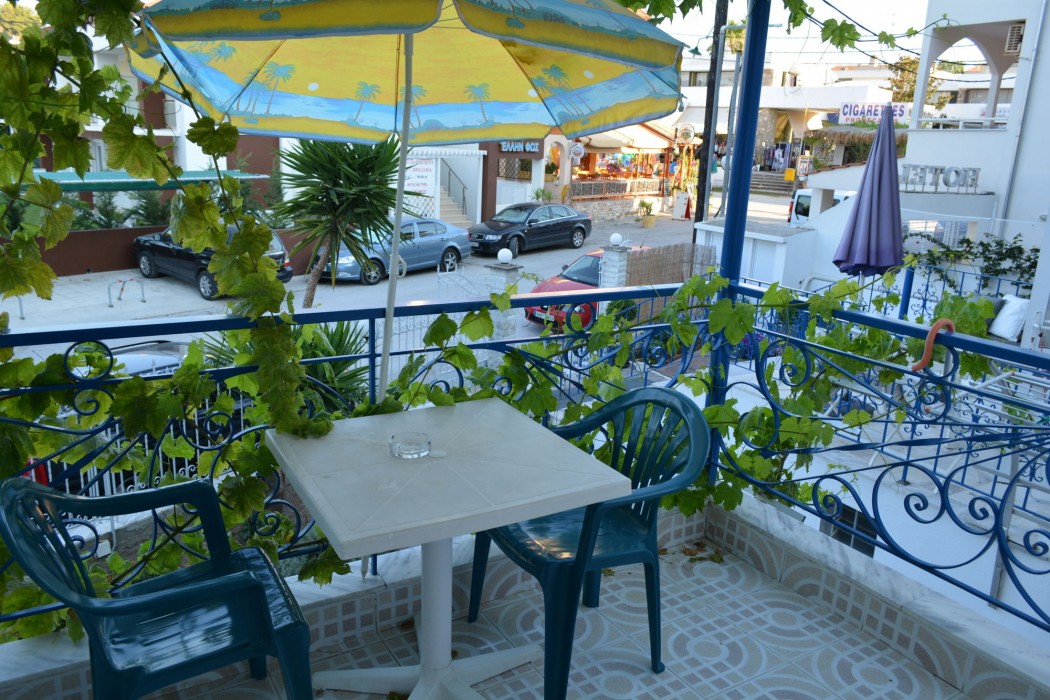 Victor-Eleni Hotel 37/94