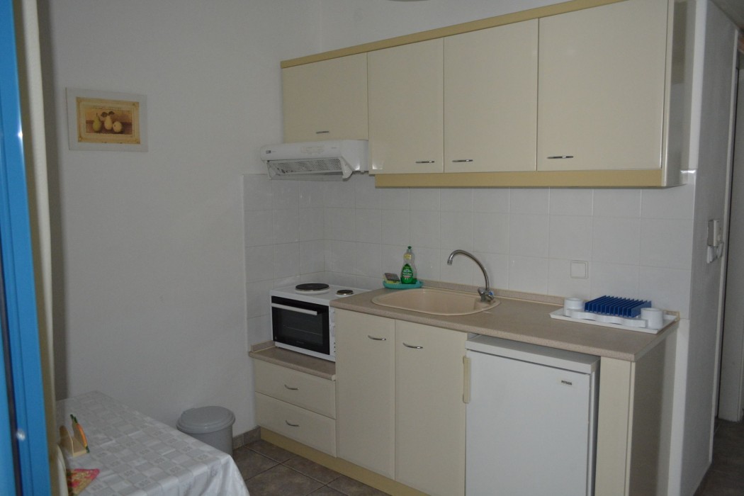 Victor-Eleni Hotel 60/94