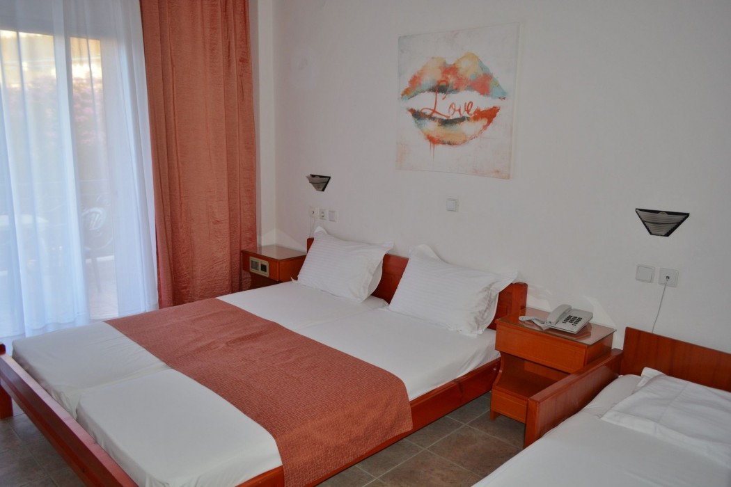 Victor-Eleni Hotel 29/94