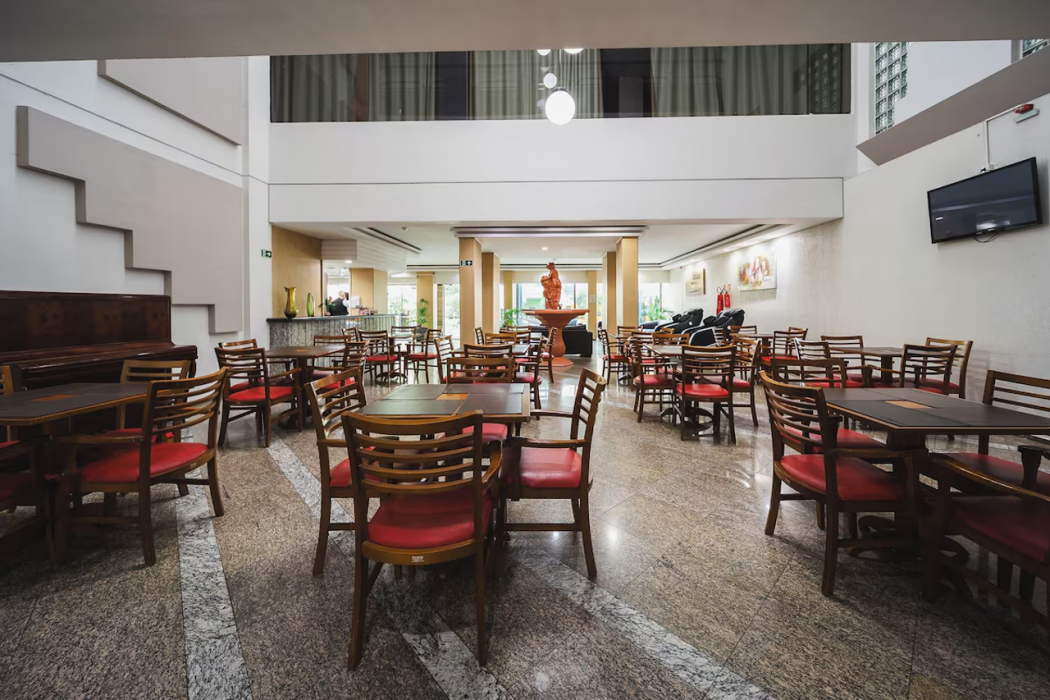 Hotel Golden Park Curitiba by Nacional Inn 50/97