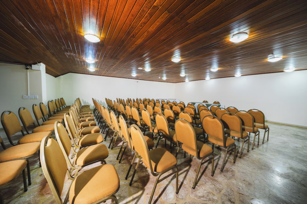 Hotel Golden Park Curitiba by Nacional Inn 58/97