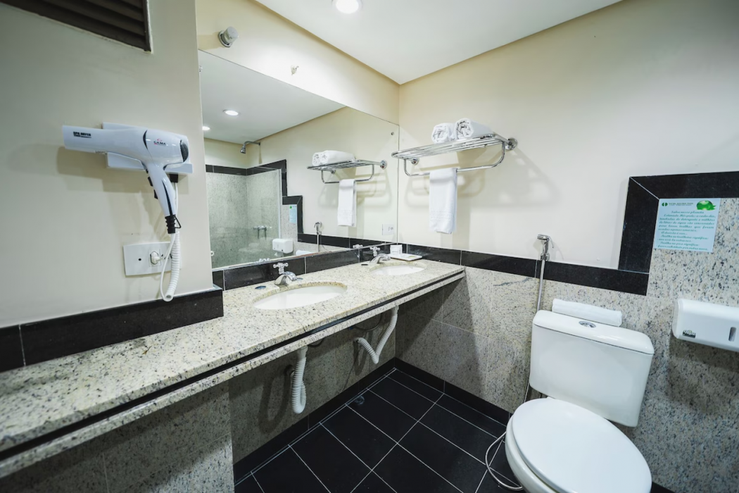 Hotel Golden Park Curitiba by Nacional Inn 44/97