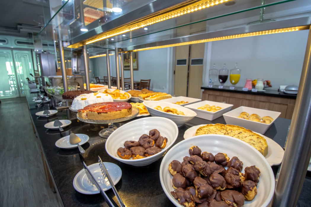 Hotel Golden Park Curitiba by Nacional Inn 49/97
