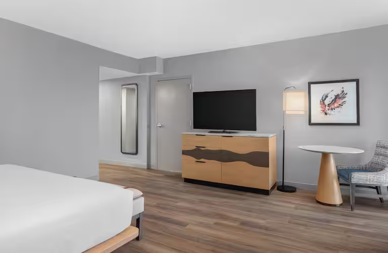 DoubleTree by Hilton Phoenix Midtown 14/50
