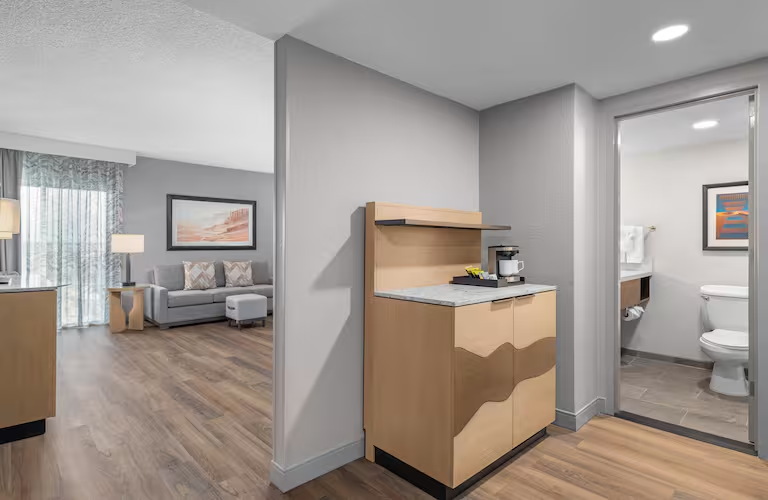 DoubleTree by Hilton Phoenix Midtown 11/50