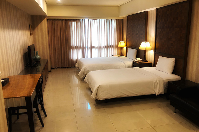 SLV Business Hotel 8/56