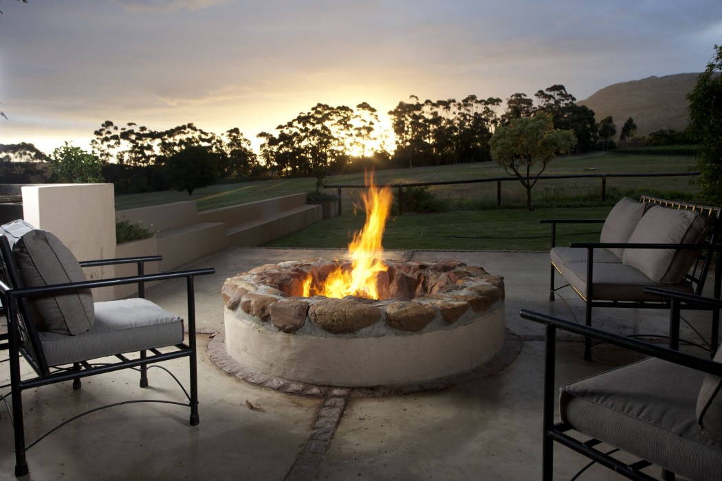 Blue Gum Country Estate 20/89