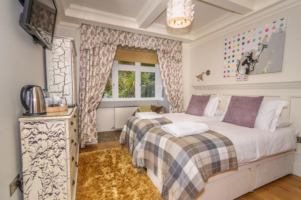 Bradleigh Lodge 29/74