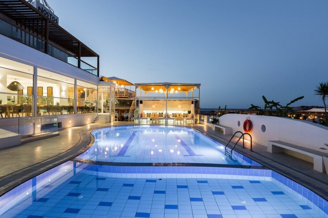 Nostos Hotel 38/81