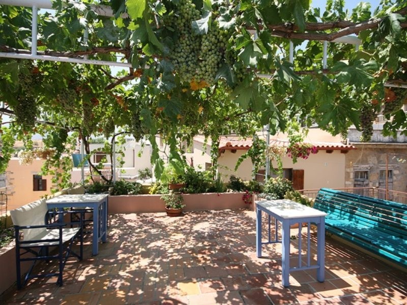 Nostos Hotel 57/81