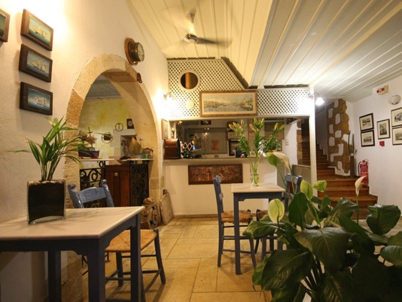 Nostos Hotel 54/81