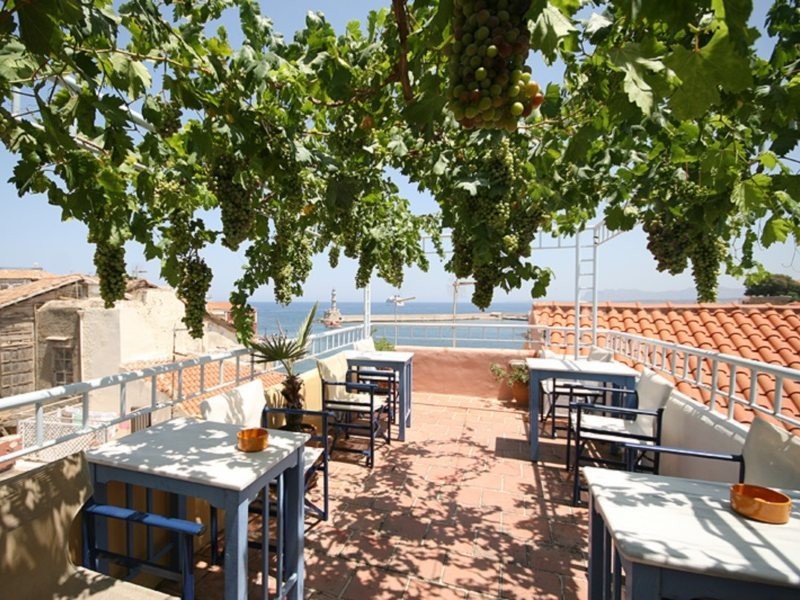 Nostos Hotel 58/81
