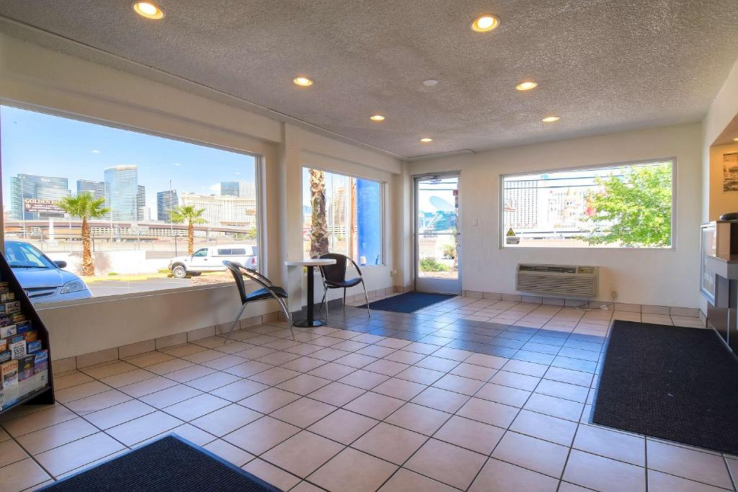 Motel 6 Las Vegas - I- 15 Stadium 6/17