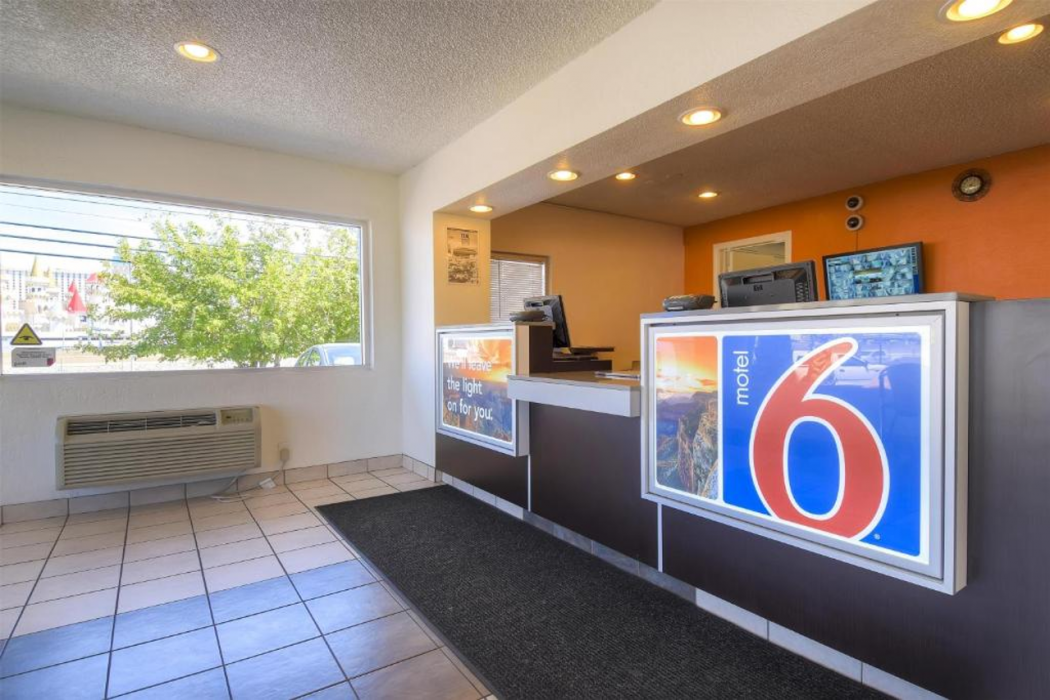 Lobby at Motel 6 Las Vegas - I- 15 Stadium, LAS VEGAS - NV