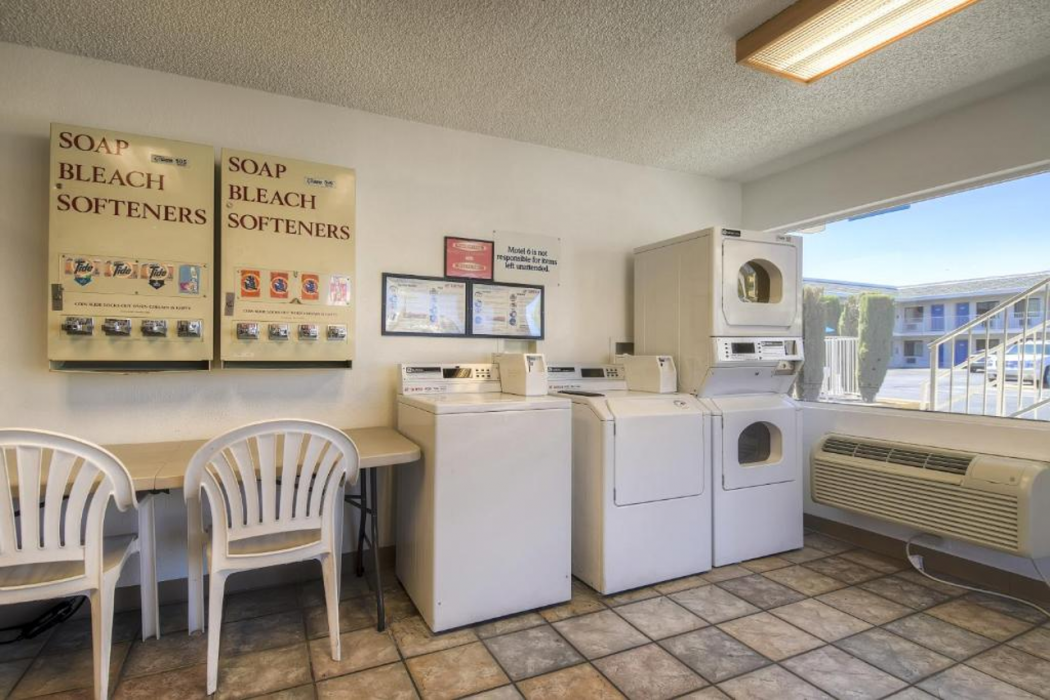 Motel 6 Las Vegas - I- 15 Stadium 14/17
