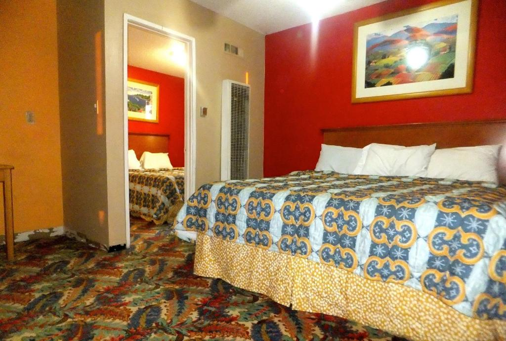 Long Beach Motel 9/30