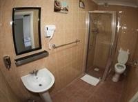Heathrow Inn 11/56