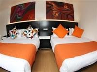 Heathrow Inn 19/56