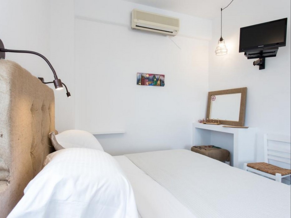 Evi Rooms 57/89