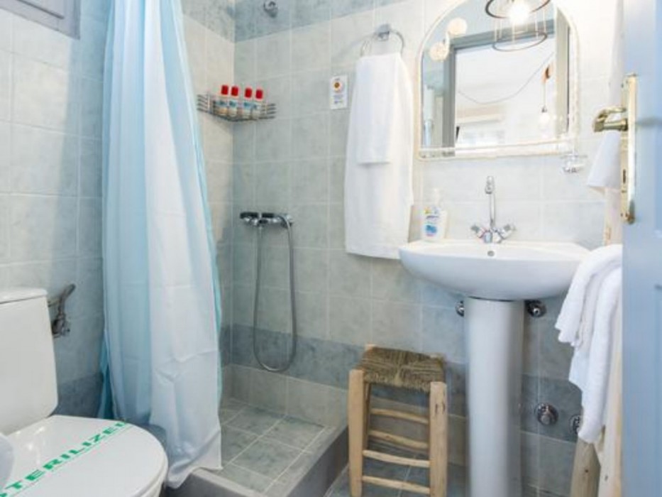 Evi Rooms photo5