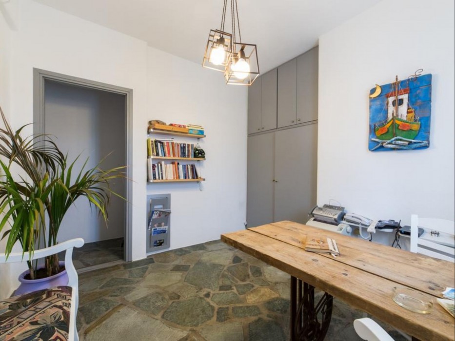 Evi Rooms 50/89