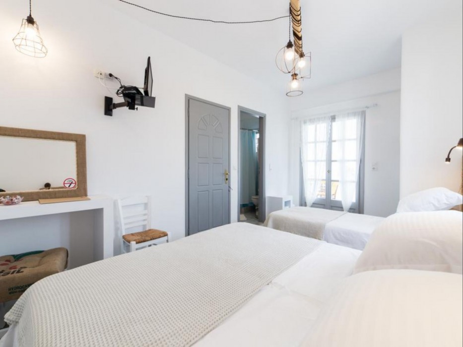 Evi Rooms 26/89