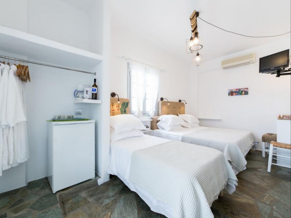 Evi Rooms 33/89
