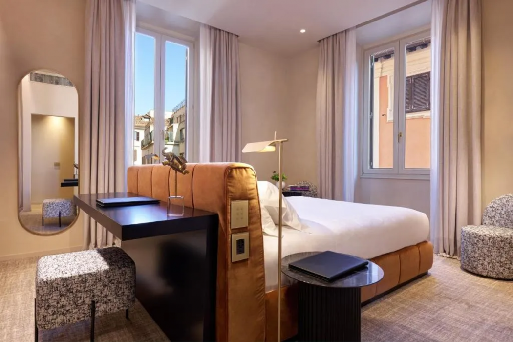 Borghese Contemporary hotel 11/26