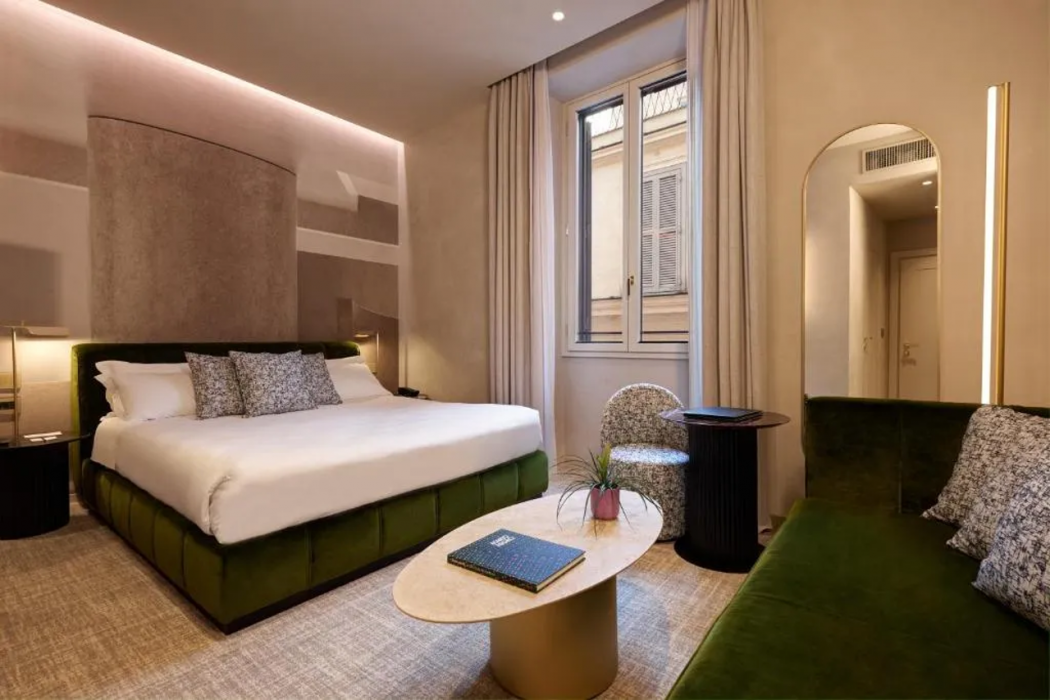 Borghese Contemporary hotel 9/26