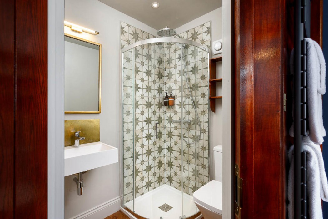 The Bath Hotel 18/61