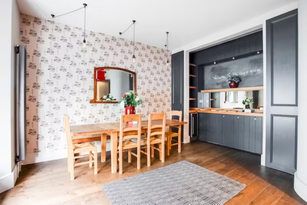 OYO Fab Guest House 25/47