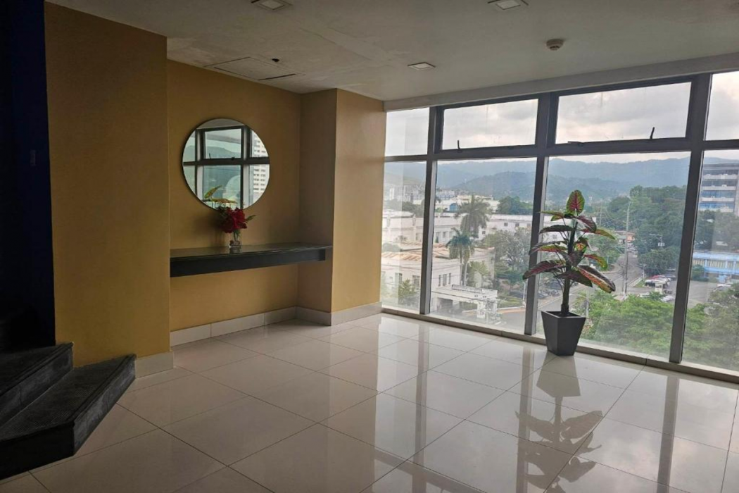 Cebu Capitol Central Hotel and Suites powered by Cocotel 7/55