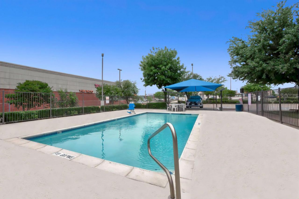 Motel6 Benbrook, TX - Fort Worth 25/38