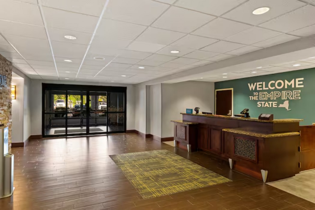 Hampton Inn & Suites Poughkeepsie 5/54