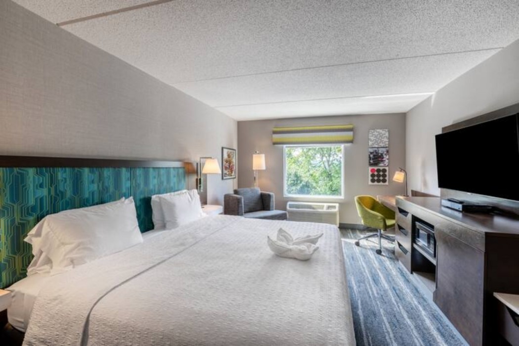Hampton Inn & Suites Poughkeepsie 14/54