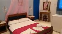 Hotel Thirasia 33/98