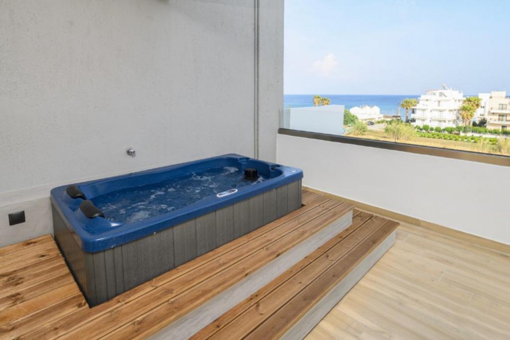 Nicolas Grand Suites 44/63