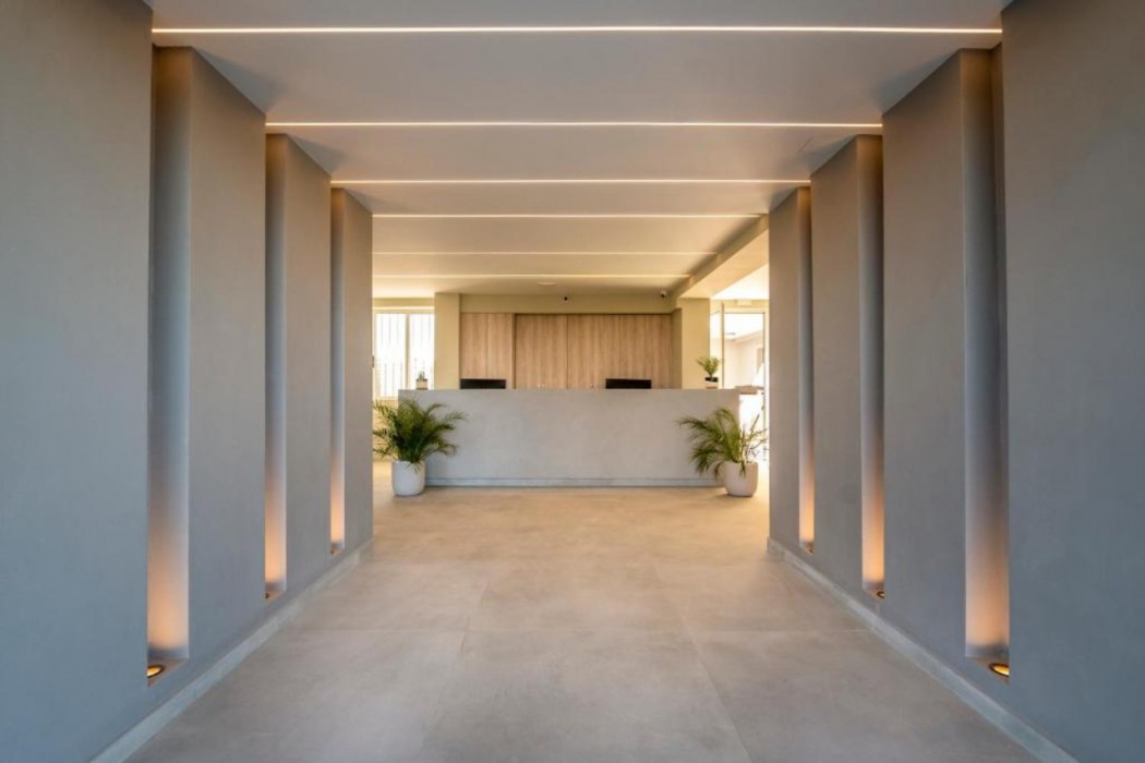 Nicolas Grand Suites 12/63